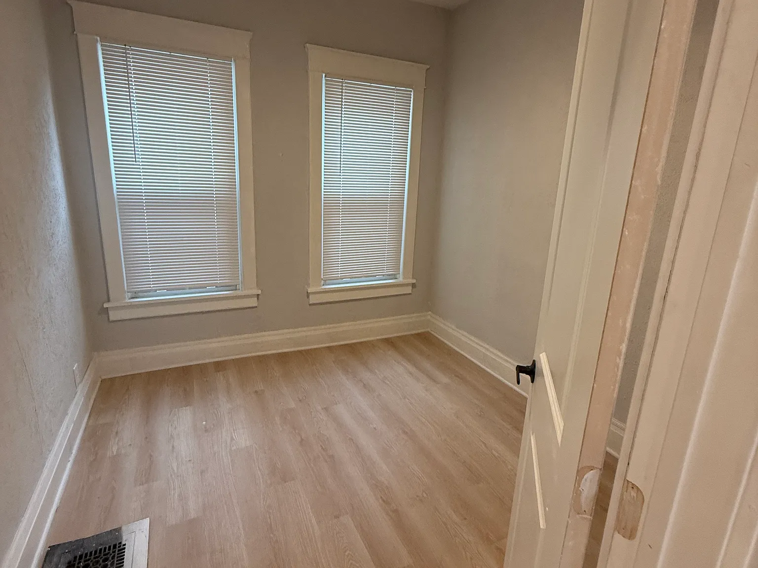 3 bed, 1232 sqft, $1,800 — Photo 4