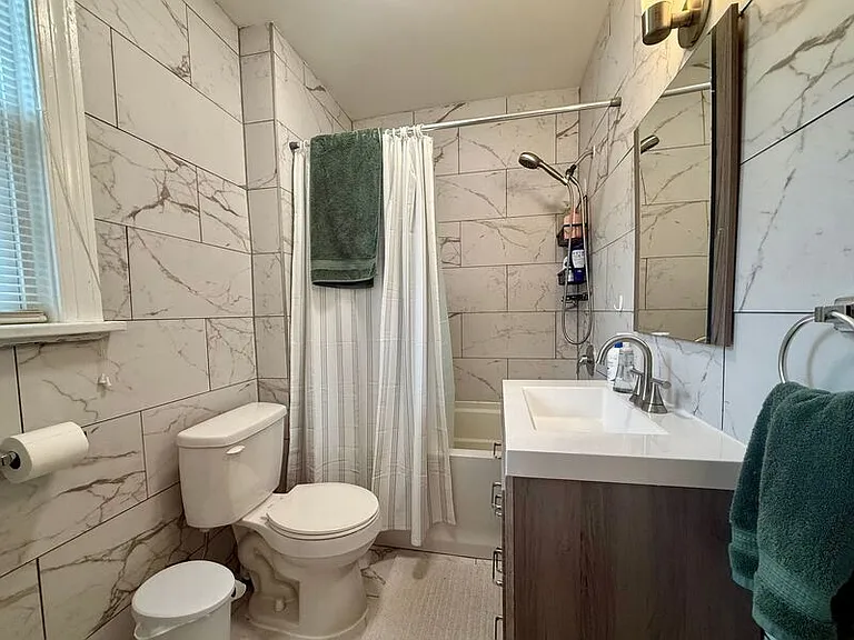 1320 Kenmore Ave #804-C — Photo 8