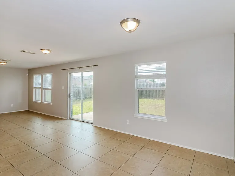 5006 Roth Forest Ln — Photo 7