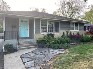 142 Kainer Ave, Barrington, IL 60010