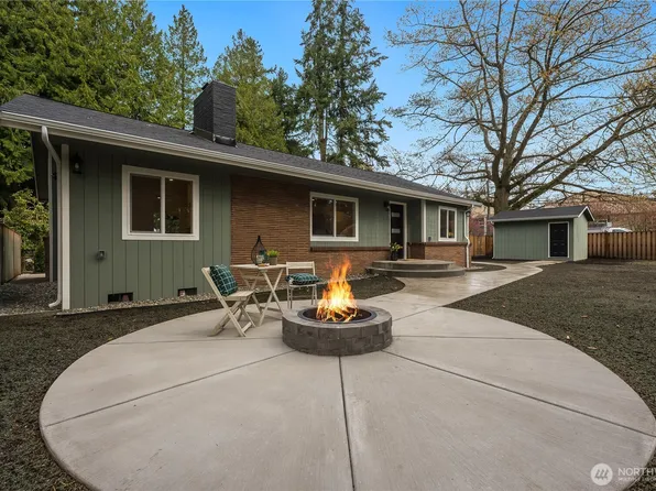 19207 Ashworth Avenue N, Shoreline, WA 98133