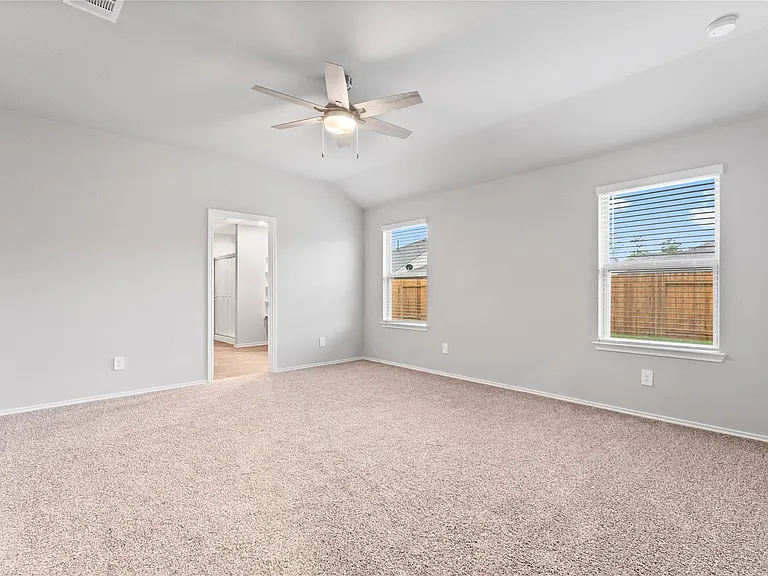 40491 Garden Heights Ln — Photo 7