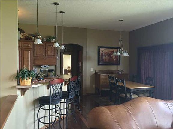 2nd image of 400 Sienna Dr