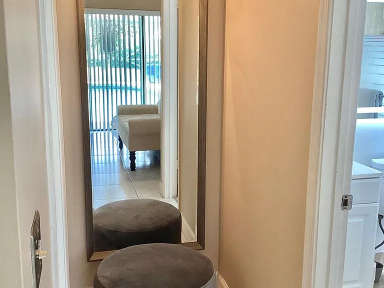 10496 Augusta Ct — Photo 16