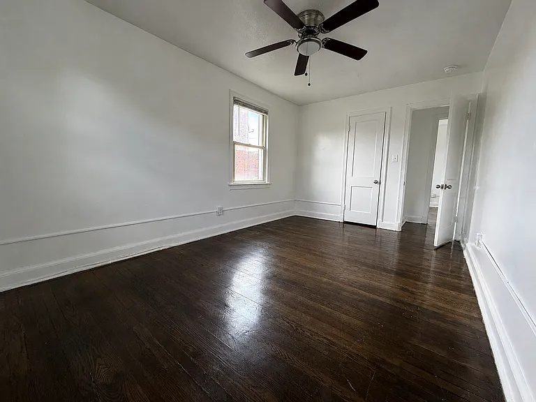 2425 E St NE #3 — Photo 9