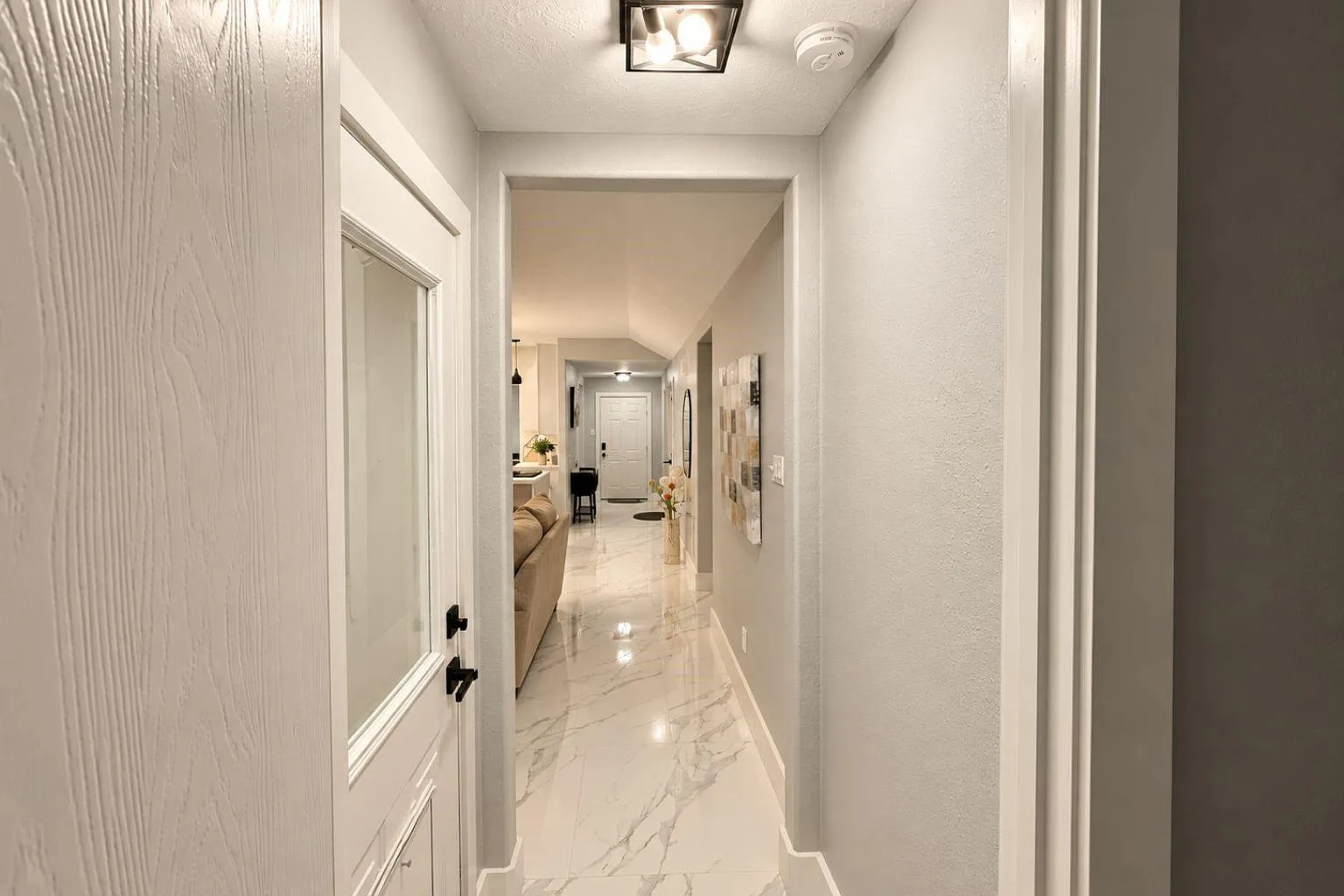 3 bed, 2.0 bath, 1420 sqft, $2,250 — Photo 4