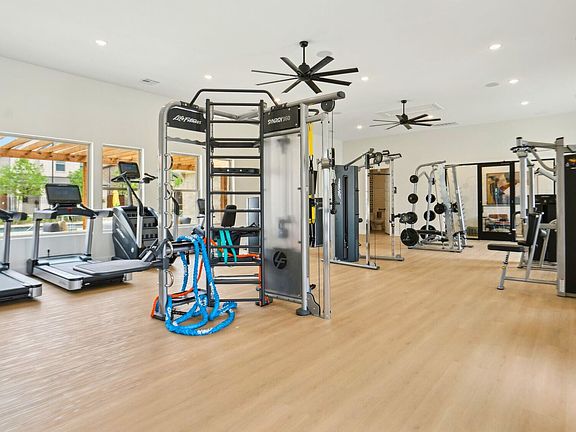 3rd image of 8525 Leyton Rd #8703