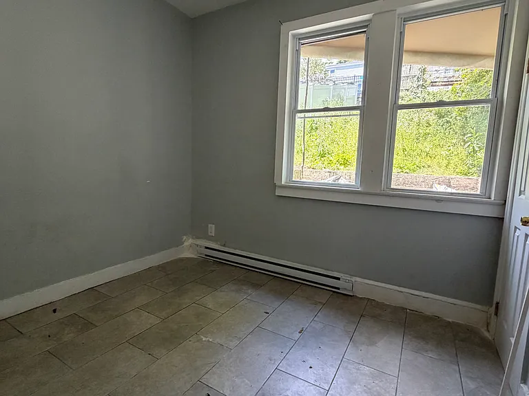 1 Oneida St #1 — Photo 6
