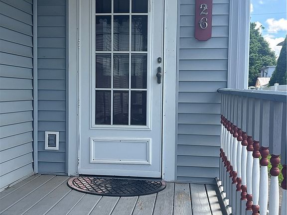 3rd image of 26 McDougall Ave