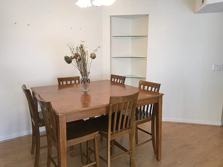2225 Clearwater Dr #C — Photo 4