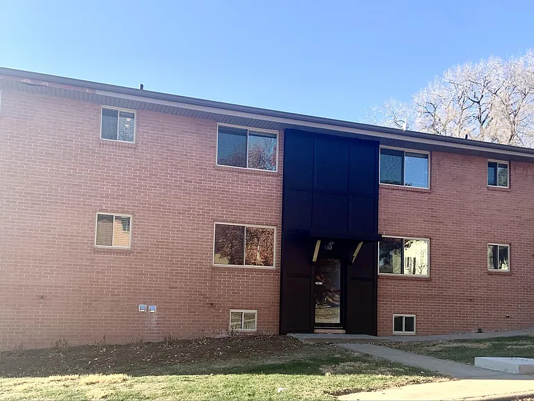 4702 Wakeley St — Photo 8