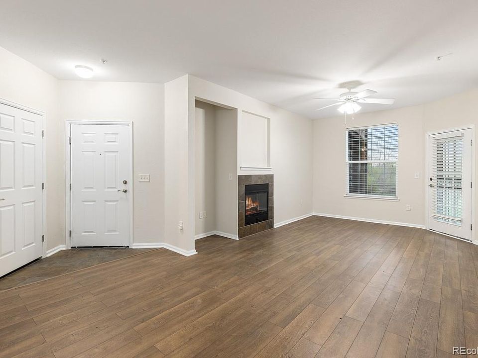 Prairie Walk On Cherry Creek Condominiums 17443 Nature Walk Trl