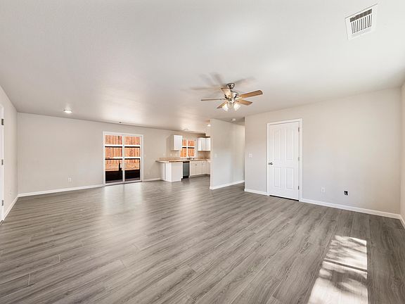 3rd image of 3722 Olive St