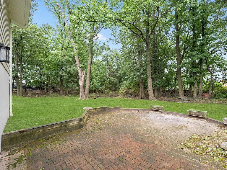 32 Rock Rd — Photo 34