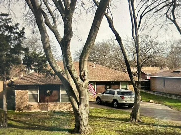 315 Dow Ross Blvd, Duncanville, TX 75116