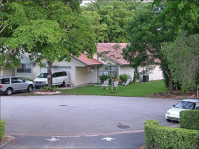 2nd image of 11608 NW 28th St