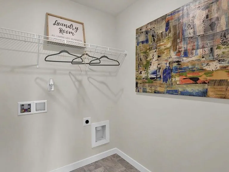 8465 Mulberry Way — Photo 9