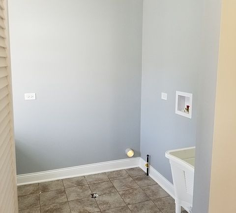 5th image of 1515 Clarence Ave