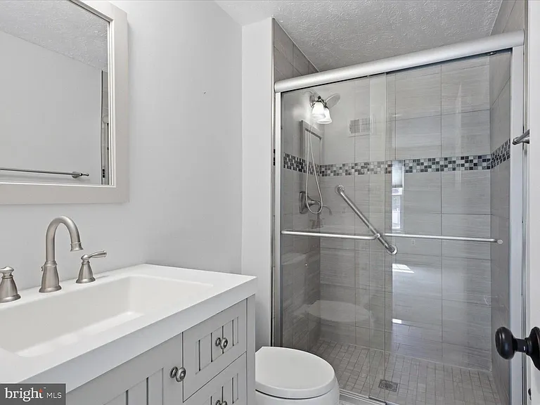 1563 Autumn Ridge Cir — Photo 15