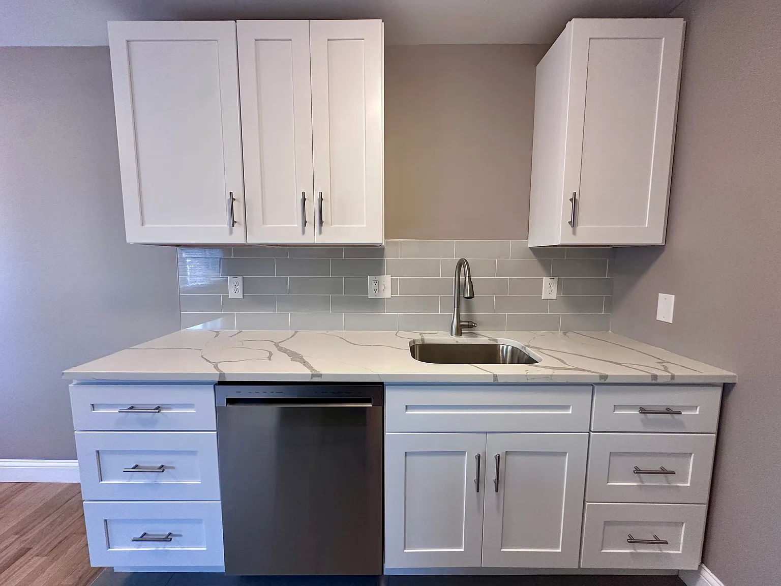 1 bed, 800 sqft, $1,000 — Photo 4