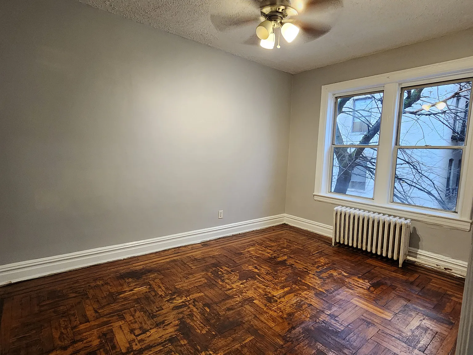 118 Corbin Ave — Photo 4
