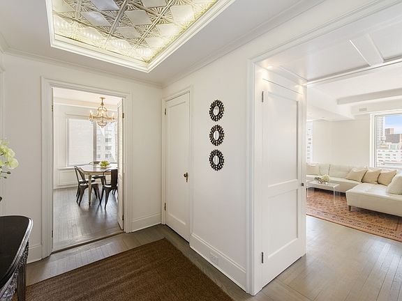 4th image of 425 E 86th St APT 14F