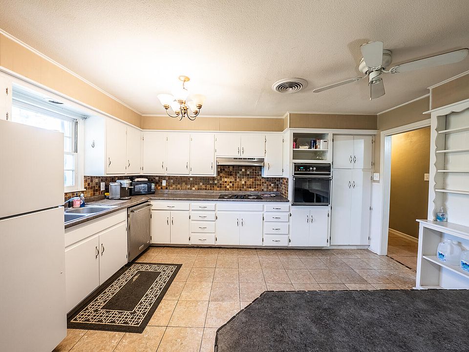 4604 31st St, Lubbock, TX 79410 | Zillow