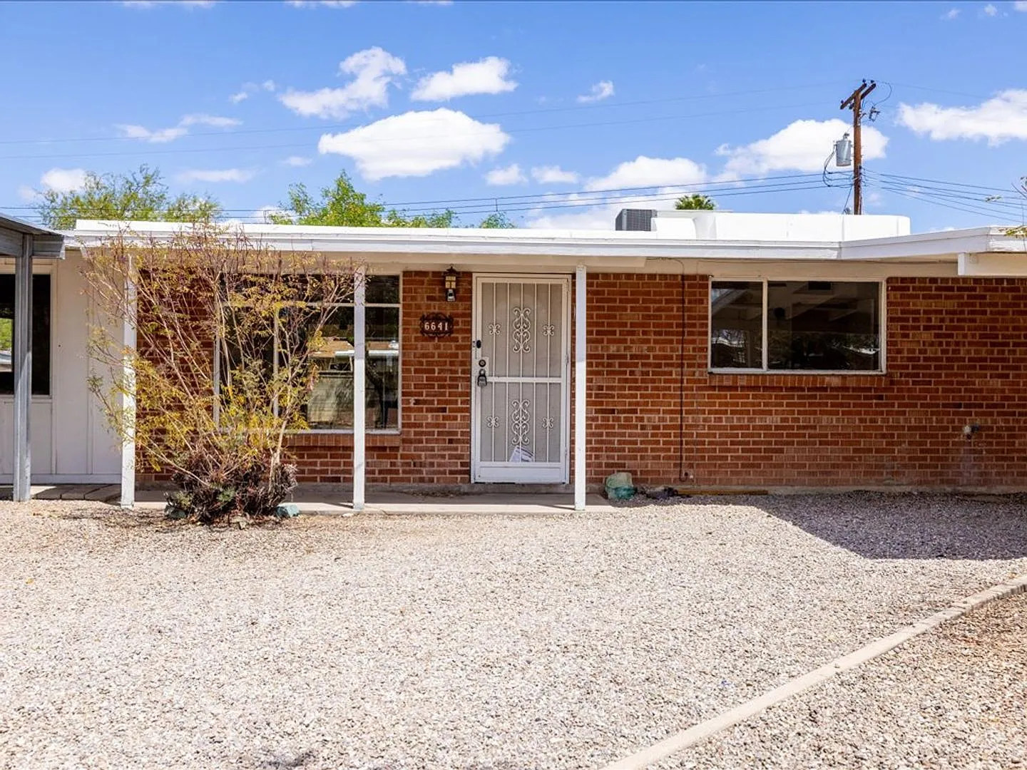 3 Bedroom 2 Bath — Photo 2