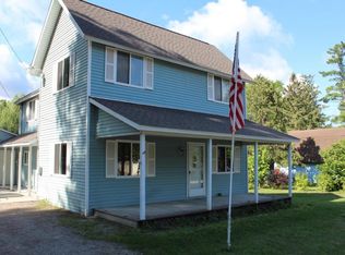 6171 Lake St, Indian River, MI 49749