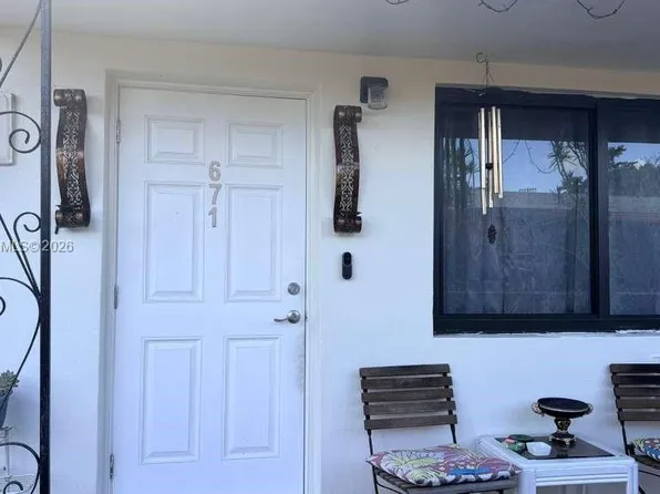 673 W 30th St #671, Hialeah, FL 33012