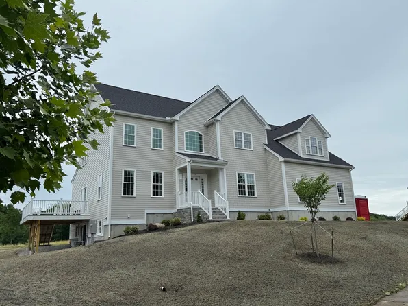 87 Magill Dr, Grafton, MA 01519