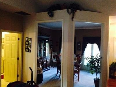 5th image of 8322 Southport Dr