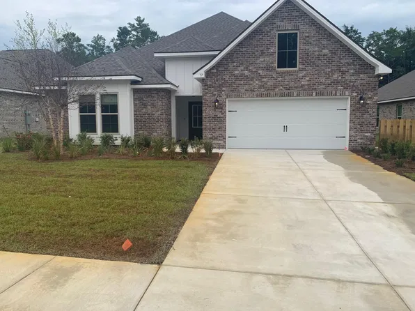 77 Constellation Ave, Freeport, FL 32439