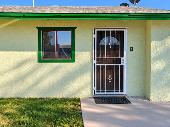 14791 Gayhead Rd, Apple Valley, CA 92307