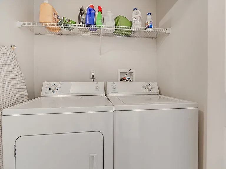 539 N University Ave #201 — Photo 6