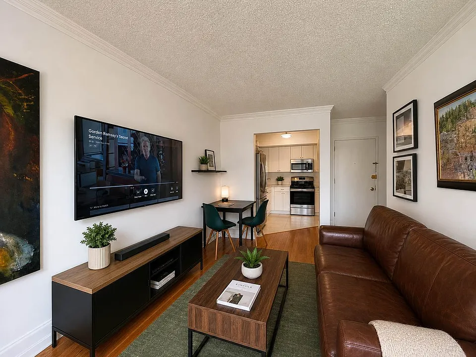 343 W 51st St #5C