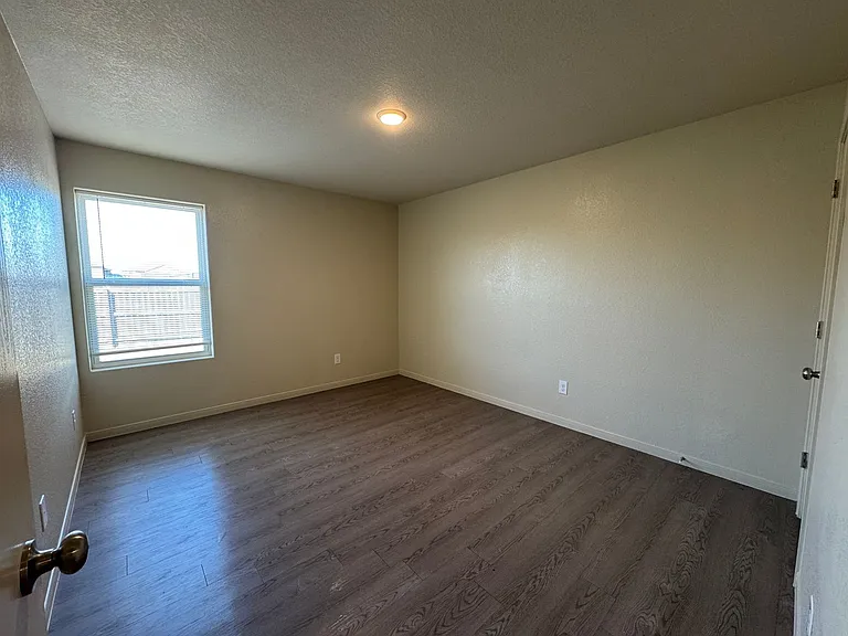 5804 Rustler Dr — Photo 11