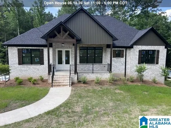 1110 Grey Oaks Ct, Pelham, AL 35124