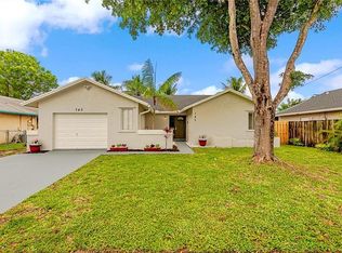 740 SW 55th Ave, Pompano Beach, FL 33068