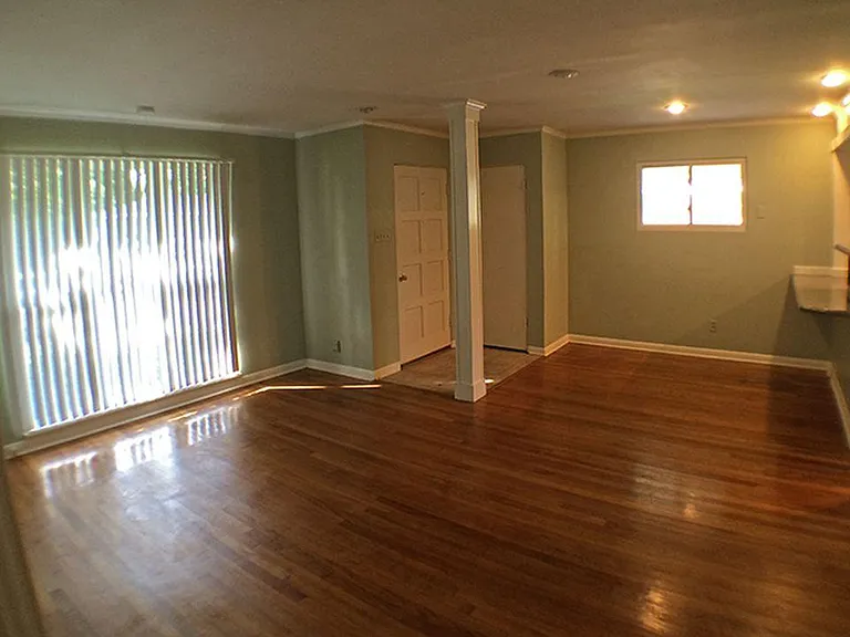1142 Wilmore Rd — Photo 5