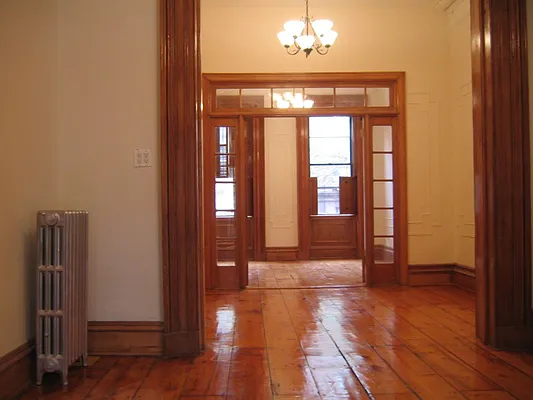 Rented by Carroll Gardens Realty | media 23