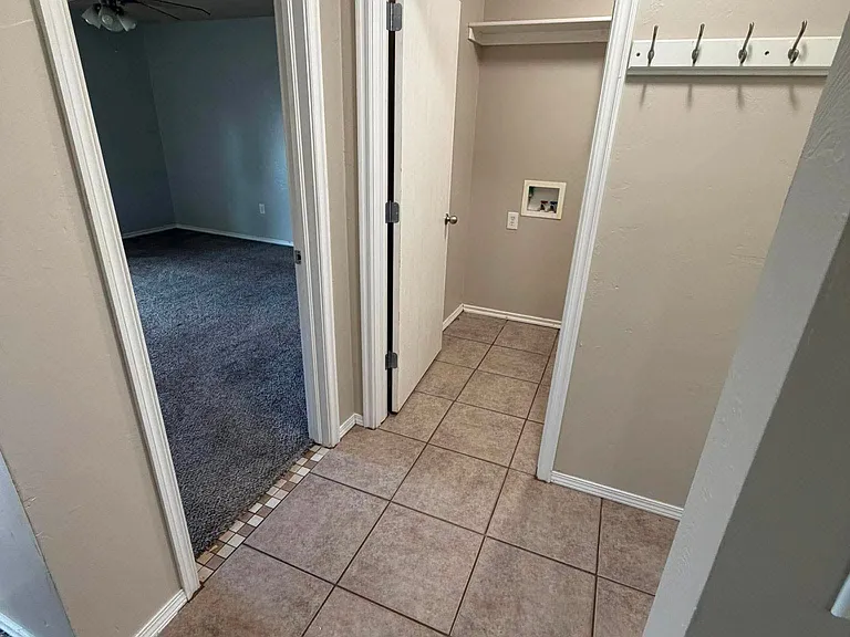 524 E Juniper Ln — Photo 7