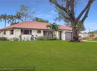 301 NW 42nd St, Boca Raton, FL 33431