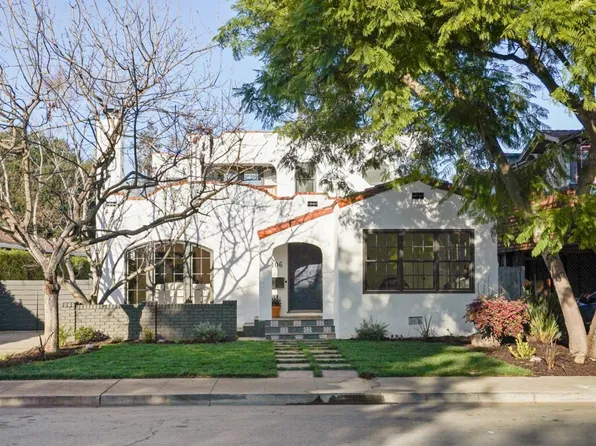 106 Clover Ln, Menlo Park, CA 94025