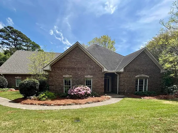 1421 Alford Ave, Hoover, AL 35226