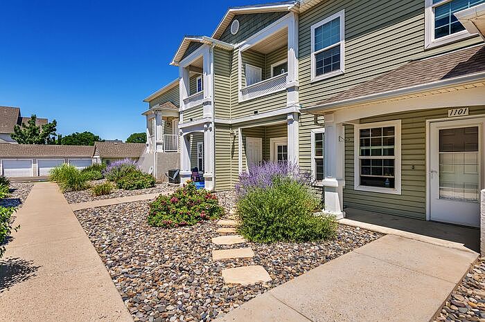 1st image of 623 Canyon Vista Way Unit 1105