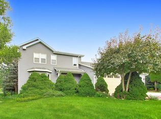 3860 Crabapple Ln, Wonder Lake, IL 60097
