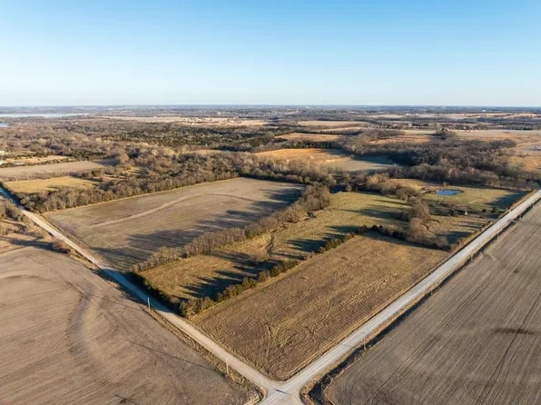 Crescent Hill Rd, Paola, KS 66071