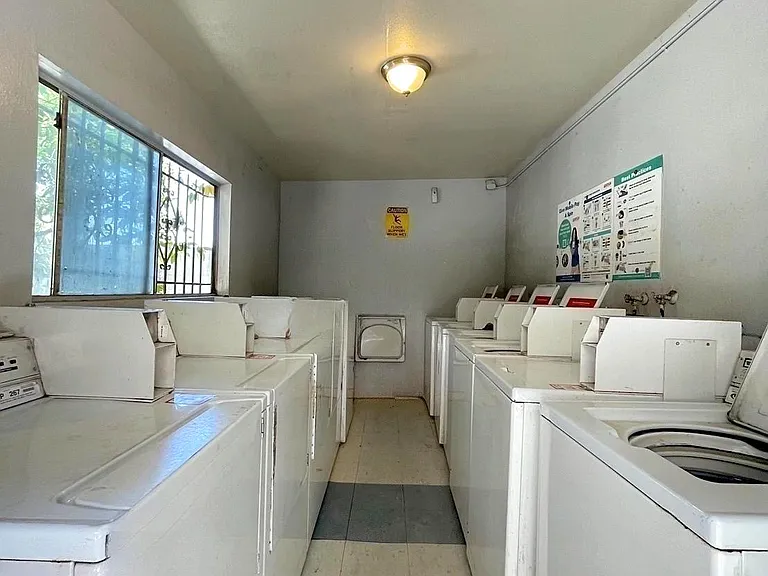 9825 Laurel Canyon Blvd — Photo 9