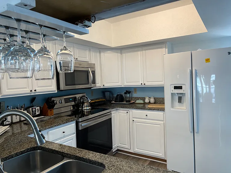 9101 Rusty Anchor Rd — Photo 31